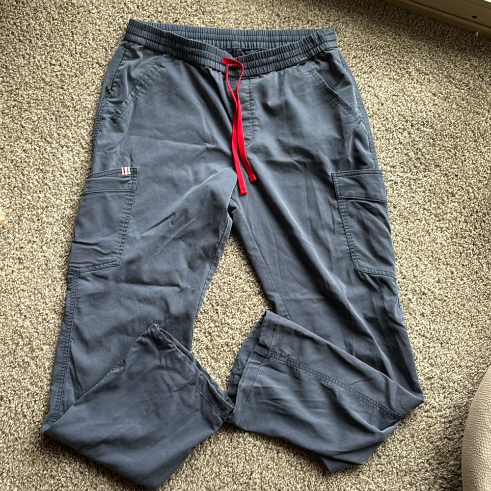 Mediclo cargo style scrub pant